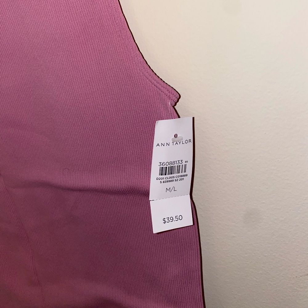 Ann Taylor Size M/L Pink Shell Top - Picture 2 of 3